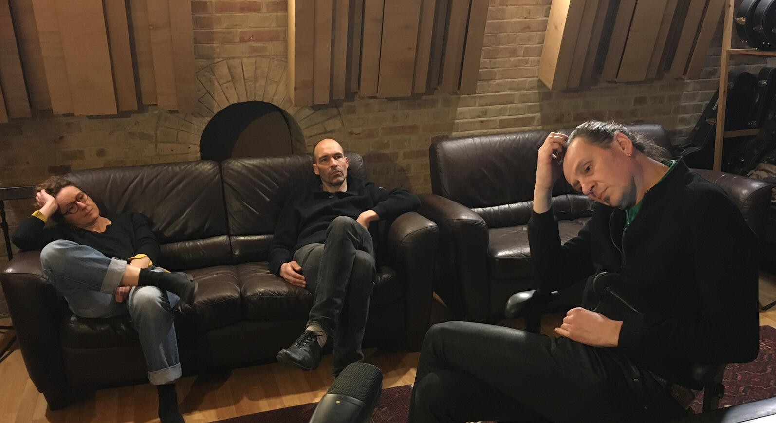 Annabelle Dodane, Marc Goujot & Nicolas Arnoult (Suzanne aux yeux noirs - Encrage - enregistré à Downtown Studio en 2022)